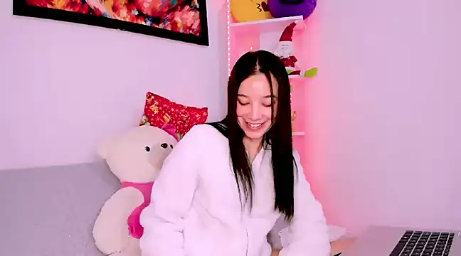 Snapshot of Manuelaa_mejiia chatting on December 16, 2024, 4:05 pm Manuelaa mejiia online show from December 16, 2024, 4:05 pm