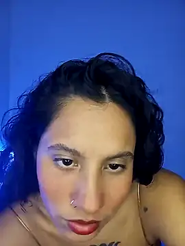 Snapshot of Karii-R chatting on December 8, 2024, 3:53 am Karii-R online show from December 8, 2024, 3:53 am