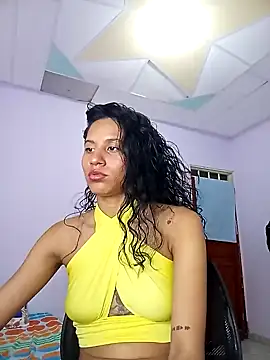 Snapshot of Karii-R chatting on January 22, 2025, 9:54 pm Karii-R online show from January 22, 2025, 9:54 pm