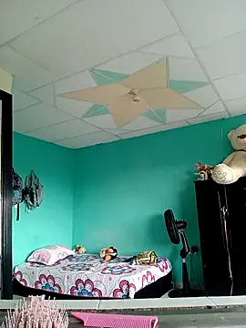 Karii-R online show from March 19, 2026, 1:37 pm