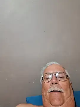 Snapshot of NawtyB1965 chatting on January 17, 2026, 4:17 am NawtyB1965 online show from January 17, 2026, 4:17 am