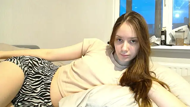 Snapshot of Irma-Bennet chatting on November 16, 2025, 2:00 pm Irma-Bennet online show from November 16, 2025, 2:00 pm