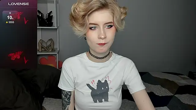 Angel Jules online show from September 22, 2025, 12:45 am