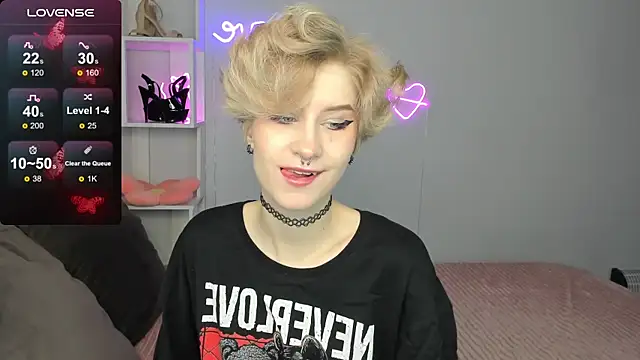 Angel Jules online show from October 19, 2025, 12:55 am