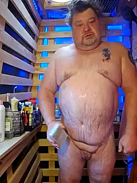 Snapshot of alienbunny chatting on January 28, 2025, 8:36 pm alienbunny online show from January 28, 2025, 8:36 pm