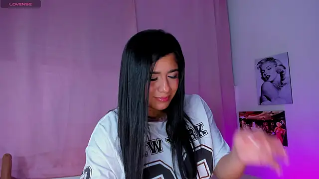 tellmebri online show from April 29, 2026, 11:55 pm