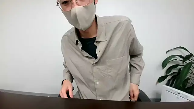 Snapshot of TakuryuJPN chatting on December 2, 2024, 9:50 pm TakuryuJPN online show from December 2, 2024, 9:50 pm