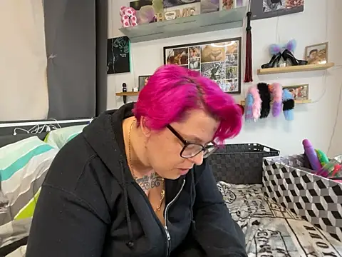 SunshineLexi online show from February 11, 2025, 10:04 am