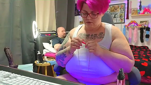 SunshineLexi online show from February 25, 2025, 7:25 pm