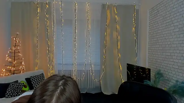 NovaBlissss online show from December 30, 2024, 8:21 am