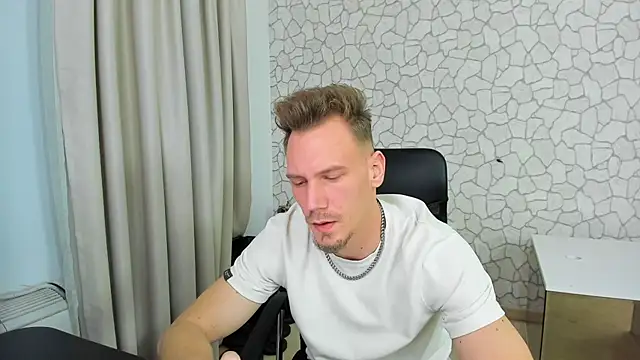 MateoBenjaminX online show from February 6, 2025, 10:21 pm