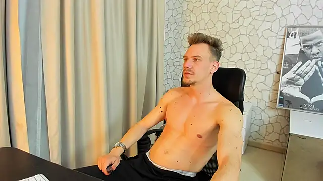 MateoBenjaminX online show from March 6, 2025, 7:10 pm