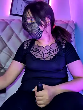 Lina lolo online show from May 14, 2026, 6:37 pm