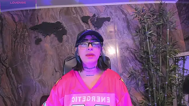 Alahia Dangelo online show from February 11, 2026, 5:29 pm