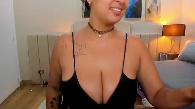 DaniRousse online show from January 15, 2026, 10:46 pm