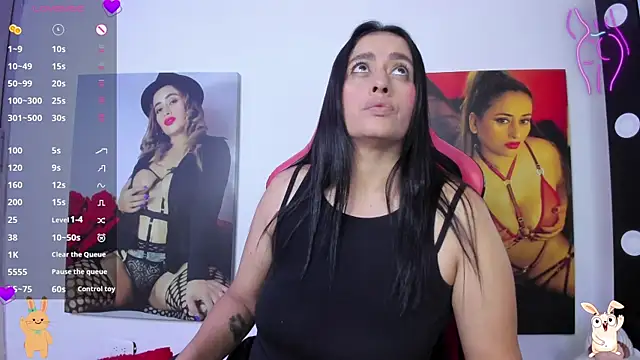 vaiolet triana online show from March 1, 2025, 1:18 pm