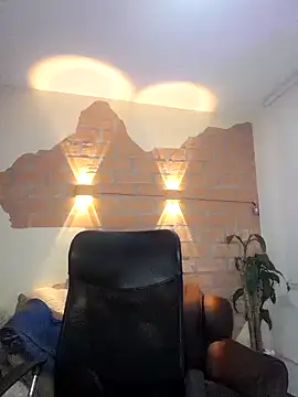 Dylanstonne online show from January 7, 2026, 8:44 pm