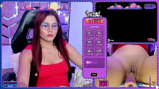 Sara-Hill online show from December 14, 2024, 8:08 pm