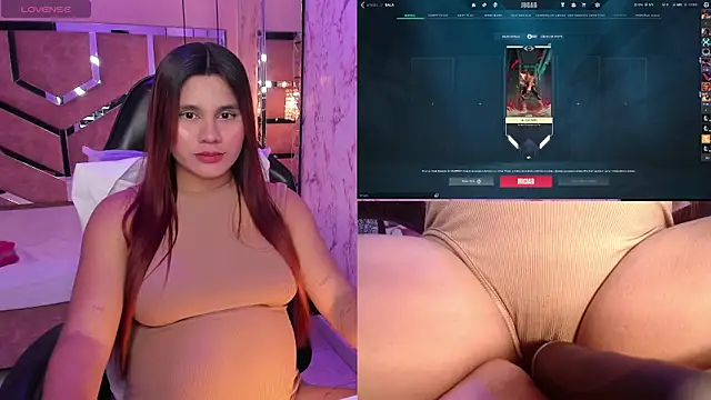 Sara-Hill online show from November 11, 2025, 8:42 pm