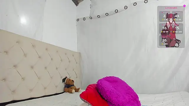 emi henao online show from April 1, 2026, 12:50 pm