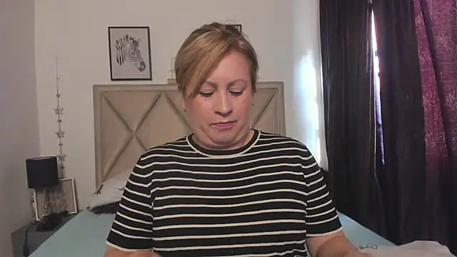 Snapshot of MonyCassius chatting on April 4, 2026, 12:13 pm MonyCassius online show from April 4, 2026, 12:13 pm