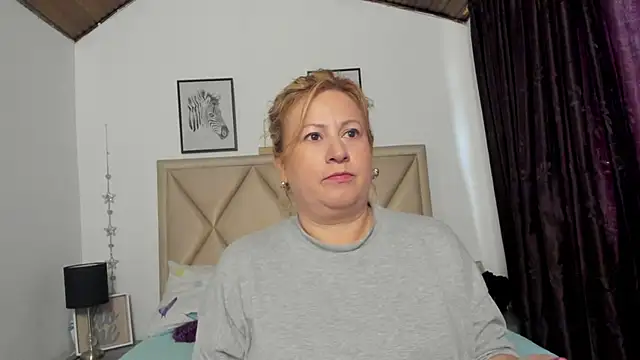 Snapshot of MonyCassius chatting on April 16, 2026, 1:45 pm MonyCassius online show from April 16, 2026, 1:45 pm