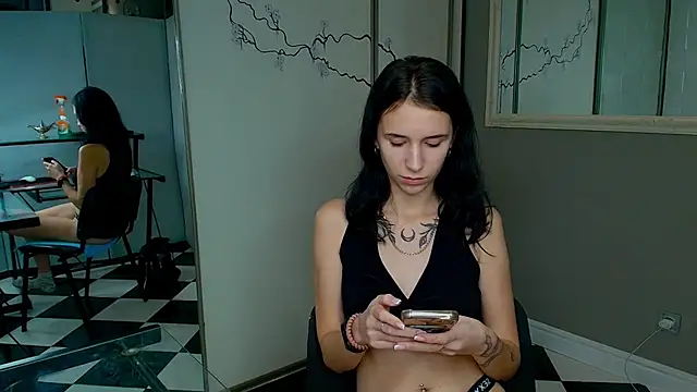 KarolinaBlacks online show from December 1, 2024, 4:29 pm