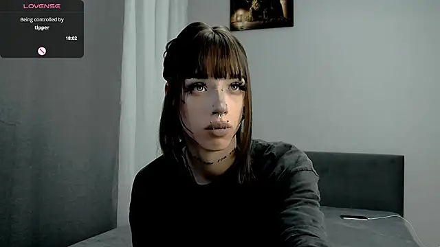 Snapshot of Dasha_M chatting on March 9, 2025, 5:17 pm Dasha M online show from March 9, 2025, 5:17 pm