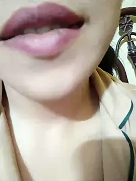 Anki-doll online show from March 17, 2025, 1:08 pm