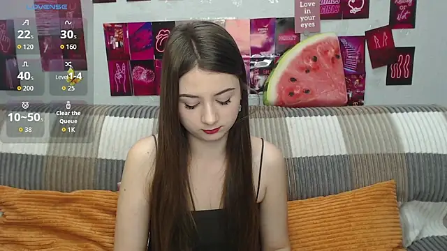 Snapshot of MilanaRoza chatting on July 16, 2026, 4:40 am MilanaRoza online show from July 16, 2026, 4:40 am