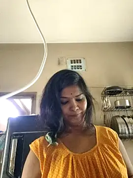 Snapshot of yoursweety09 chatting on December 29, 2024, 5:31 am yoursweety09 online show from December 29, 2024, 5:31 am