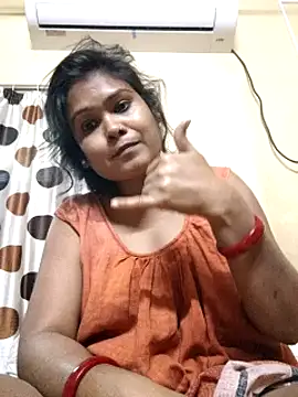 Snapshot of yoursweety09 chatting on January 5, 2025, 9:48 am yoursweety09 online show from January 5, 2025, 9:48 am