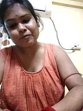 Snapshot of yoursweety09 chatting on January 11, 2025, 9:47 am yoursweety09 online show from January 11, 2025, 9:47 am