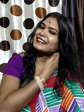 yoursweety09 online show from October 9, 2025, 8:23 am