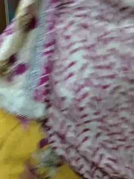 yoursweety09 online show from October 13, 2025, 8:36 am