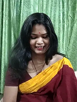 yoursweety09 online show from February 16, 2026, 7:26 am