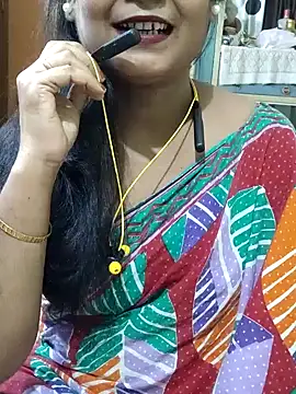 Snapshot of yoursweety09 chatting on June 17, 2026, 7:00 am yoursweety09 online show from June 17, 2026, 7:00 am