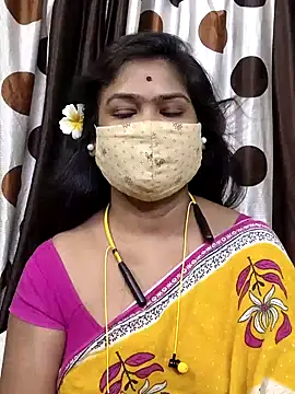 Snapshot of yoursweety09 chatting on July 14, 2026, 12:02 am yoursweety09 online show from July 14, 2026, 12:02 am