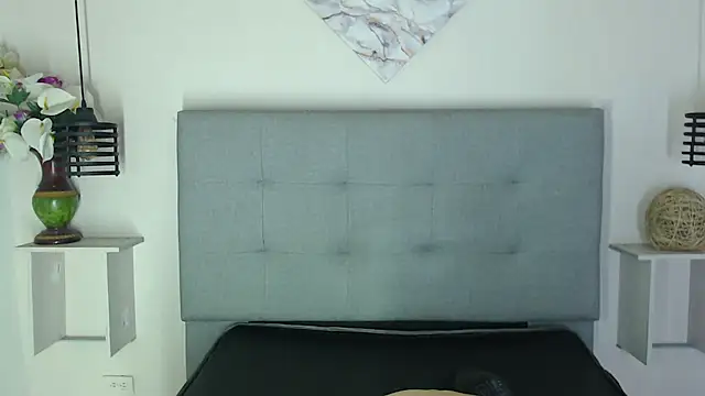 Eban Dustan online show from January 7, 2025, 9:57 pm