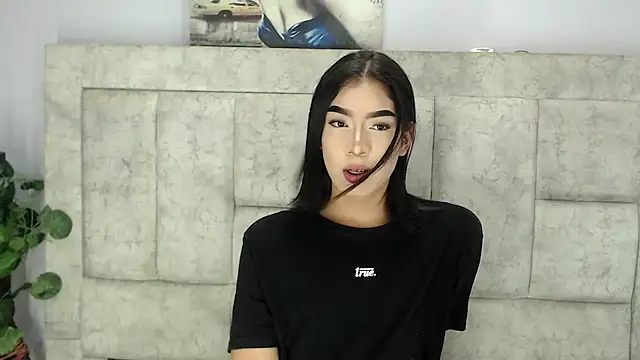 Eban Dustan online show from October 9, 2025, 8:29 pm