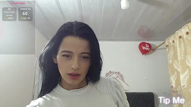Laylafoxy tay online show from February 27, 2025, 3:04 am