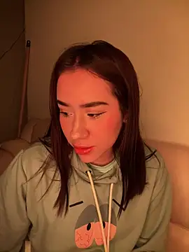 Im Valen Cute online show from September 19, 2025, 2:24 am