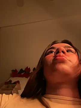 Im Valen Cute online show from May 31, 2026, 3:58 am