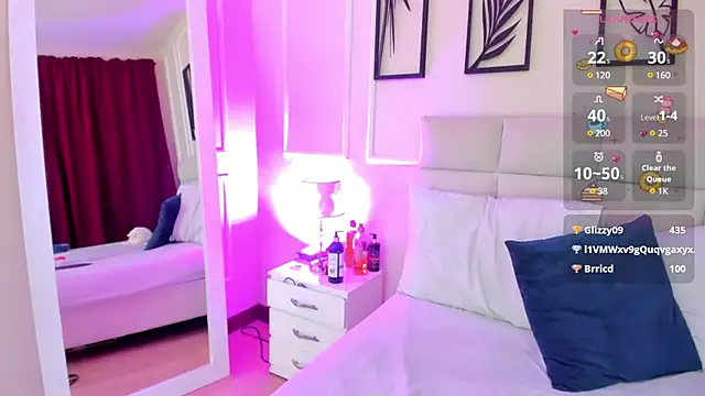 Amber  Sanchez online show from January 15, 2025, 9:24 am