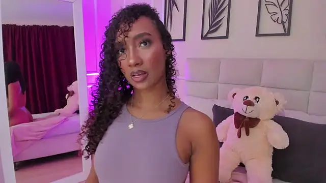 Amber  Sanchez online show from March 9, 2025, 4:49 am