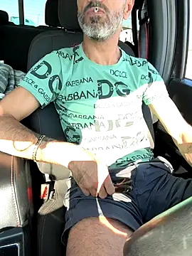 Snapshot of KBD85 chatting on September 16, 2025, 7:59 pm KBD85 online show from September 16, 2025, 7:59 pm