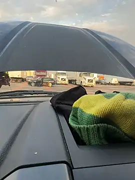 Snapshot of KBD85 chatting on September 21, 2025, 10:55 pm KBD85 online show from September 21, 2025, 10:55 pm