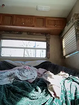 KBD85 online show from February 1, 2026, 7:01 pm