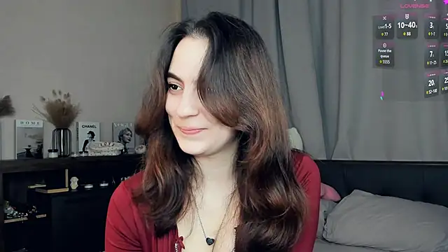 DracosMoon online show from October 14, 2025, 7:09 am