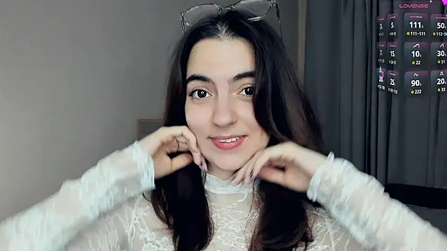 DracosMoon online show from October 17, 2025, 7:11 am